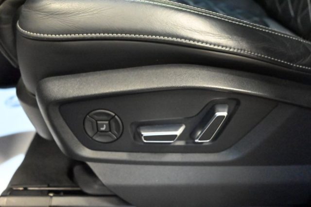 AUDI Q8 usata 64