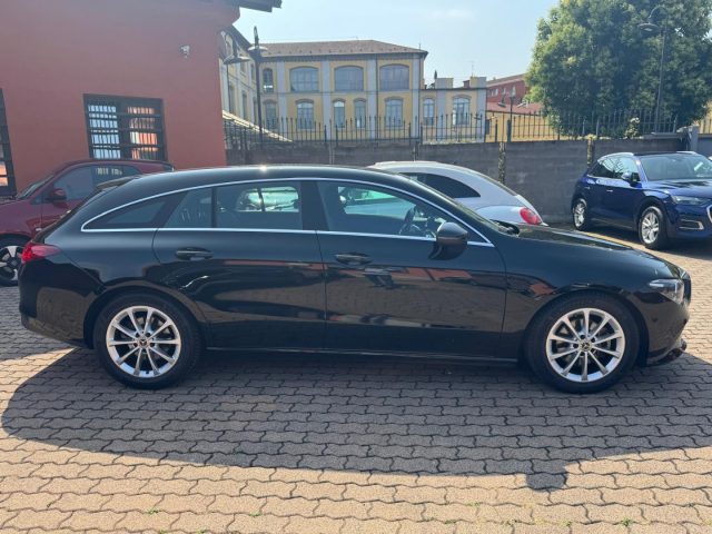 MERCEDES-BENZ CLA 180 usata, con Alzacristalli elettrici