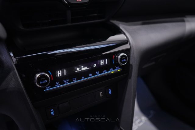 TOYOTA Yaris Cross usata, con Volante in pelle