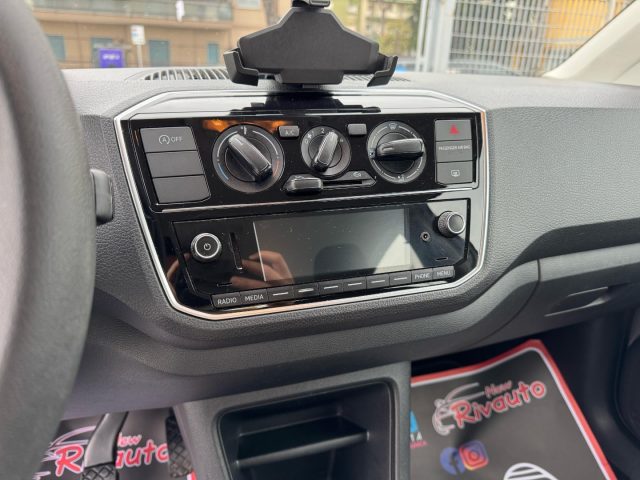 VOLKSWAGEN up! usata, con Cronologia tagliandi