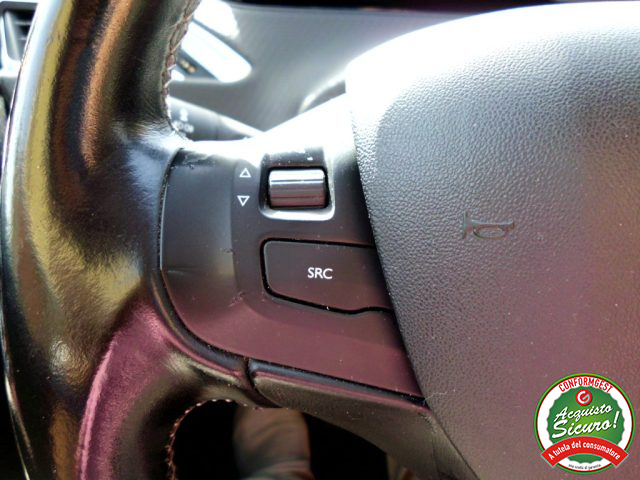 PEUGEOT 2008 usata, con Vetri oscurati