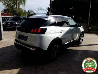 PEUGEOT 3008 usata, con Boardcomputer
