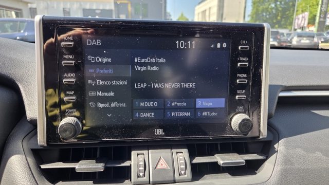 TOYOTA RAV 4 usata, con Isofix