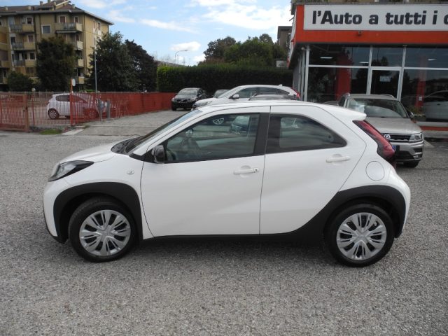 TOYOTA Aygo X usata, con Airbag
