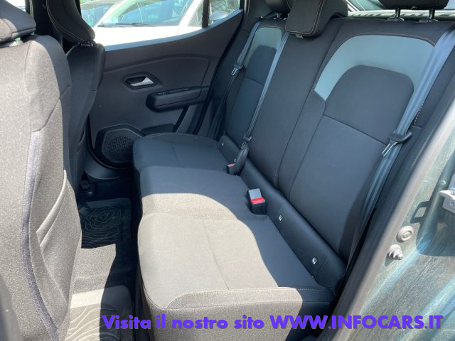 DACIA Sandero usata, con Autoradio