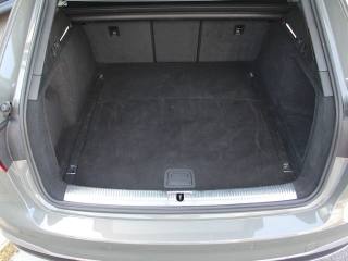 AUDI A4 usata, con Hill holder