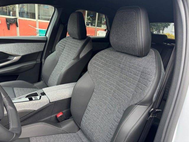 PEUGEOT 3008 usata, con Vetri oscurati