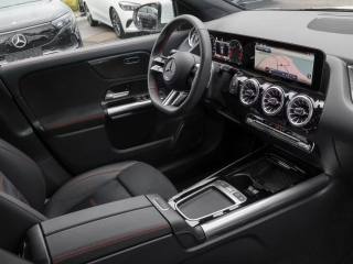 MERCEDES-BENZ GLA 180 usata, con Boardcomputer