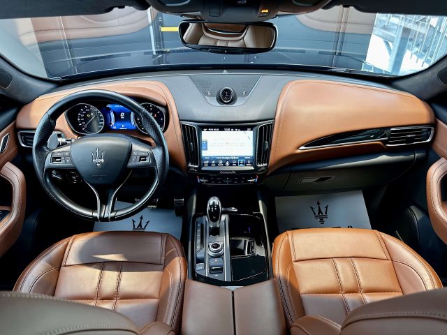 MASERATI Levante usata, con Sistema di navigazione