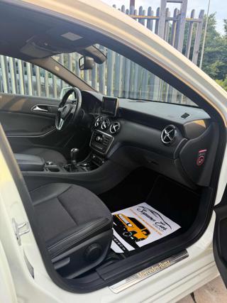 MERCEDES-BENZ A 180 usata, con Airbag testa