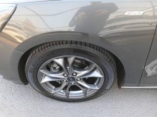 FORD Focus usata, con Volante in pelle