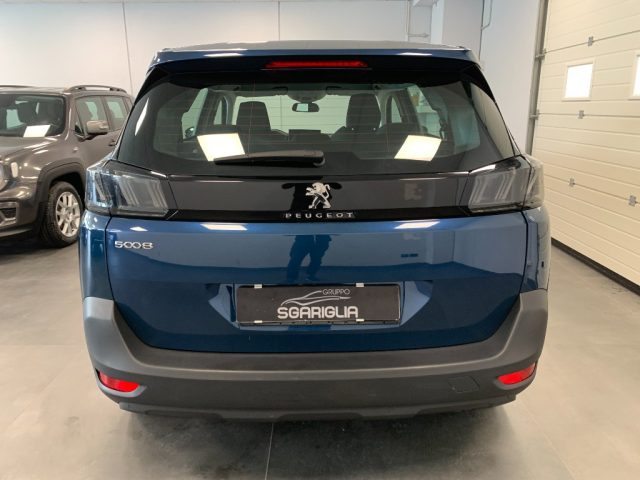 PEUGEOT 5008 usata, con Sensori di parcheggio posteriori
