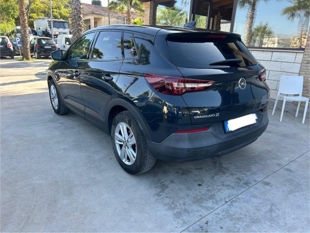 OPEL Grandland X usata, con Autoradio