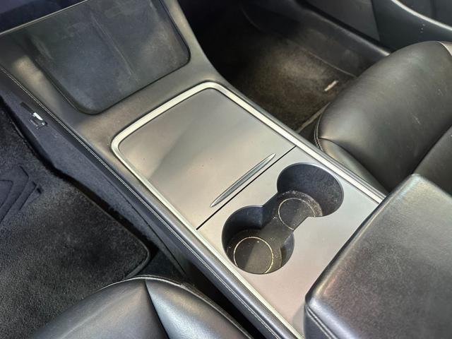 TESLA Model 3 usata, con Interni in pelle