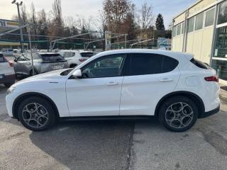 ALFA ROMEO Stelvio usata, con Cerchi in lega