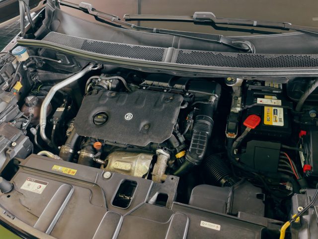 PEUGEOT 5008 usata, con Fendinebbia