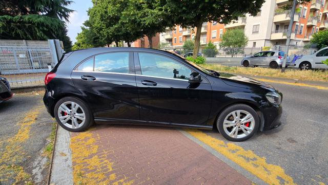 MERCEDES-BENZ A 180 usata, con Chiusura centralizzata