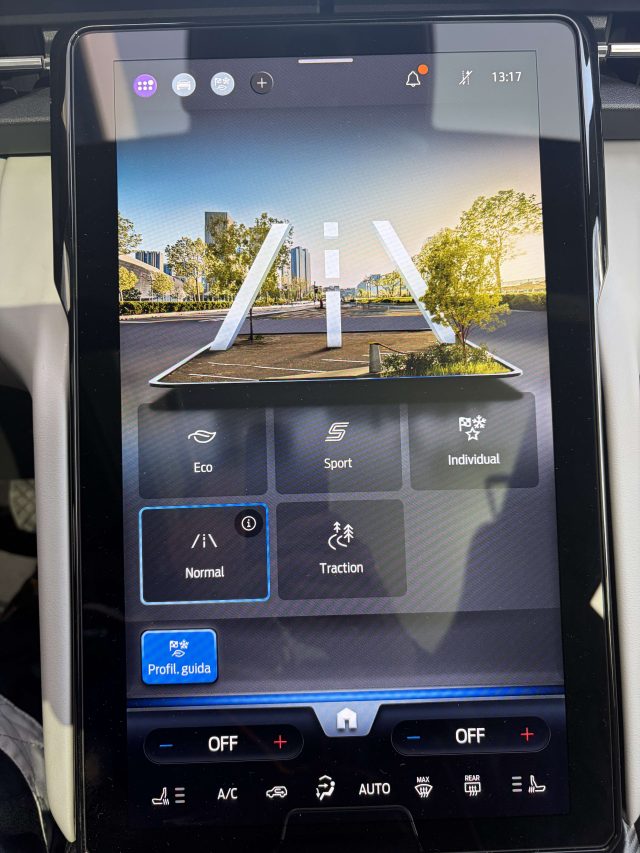 FORD Explorer usata, con Volante in pelle