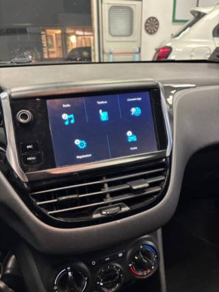 PEUGEOT 208 usata, con Airbag laterali