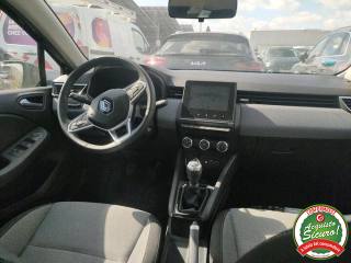 RENAULT Clio usata, con Autoradio