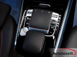 MERCEDES-BENZ GLB 200 usata, con Frenata d