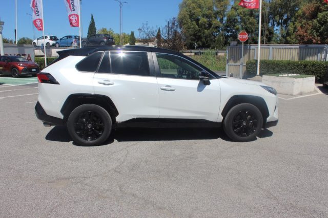 TOYOTA RAV 4 usata, con Sistema di navigazione