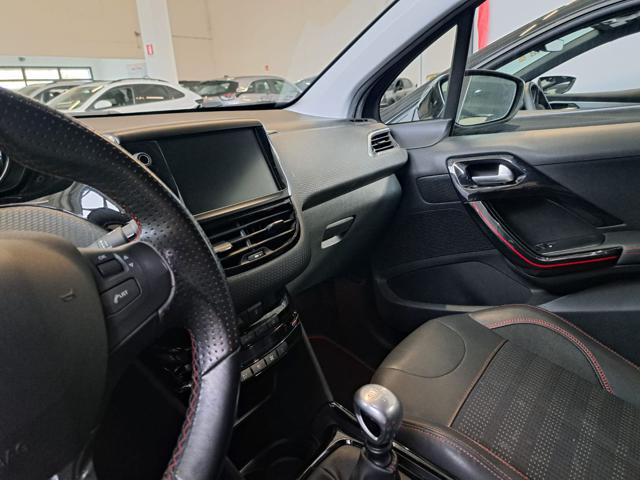 PEUGEOT 2008 usata, con Specchietti laterali elettrici