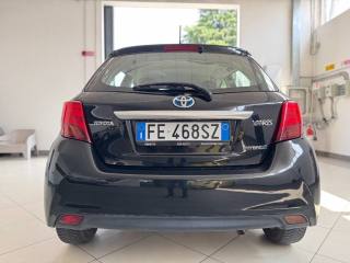 TOYOTA Yaris usata 36