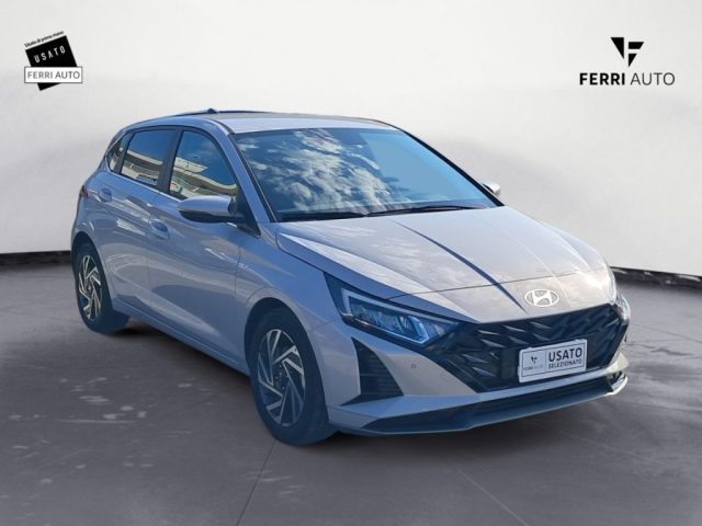 HYUNDAI i20 usata, con Airbag