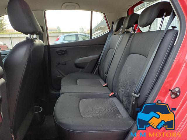 HYUNDAI i10 usata, con USB