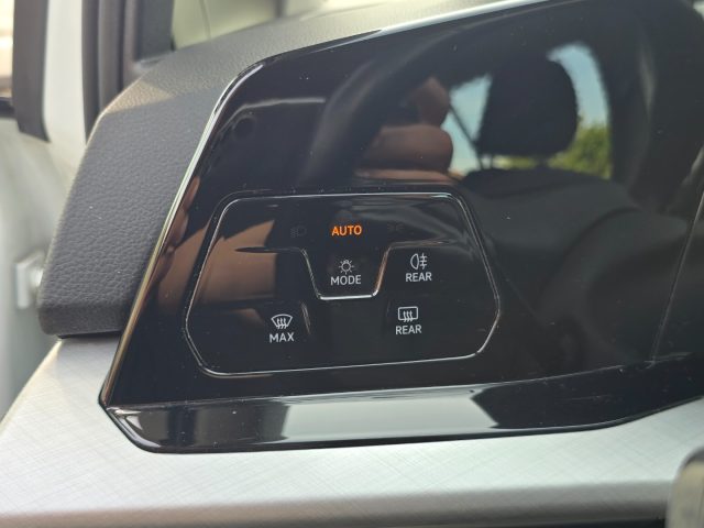 VOLKSWAGEN Golf usata, con Android Auto