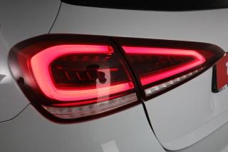 MERCEDES-BENZ A 180 usata 9