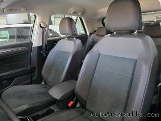 VOLKSWAGEN T-Roc usata, con USB
