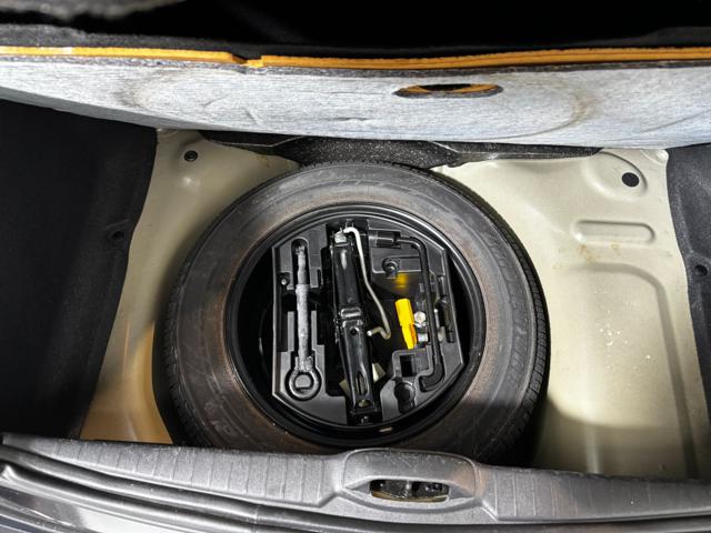 PEUGEOT 208 usata, con Touch screen