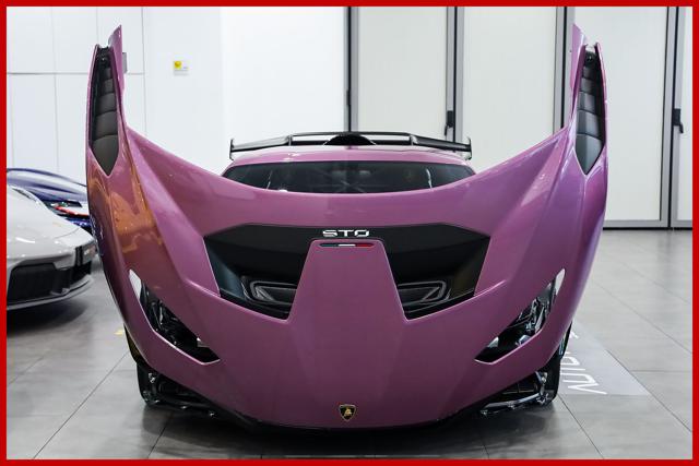 LAMBORGHINI Huracan usata 13