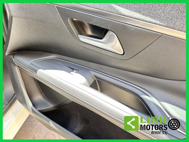 PEUGEOT 3008 usata, con Monitoraggio pressione pneumatici
