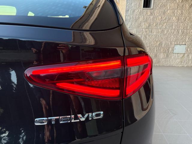 ALFA ROMEO Stelvio usata, con Chiusura centralizzata telecomandata