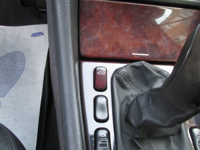 MERCEDES-BENZ CLK 200 usata, con Limitatore di velocità