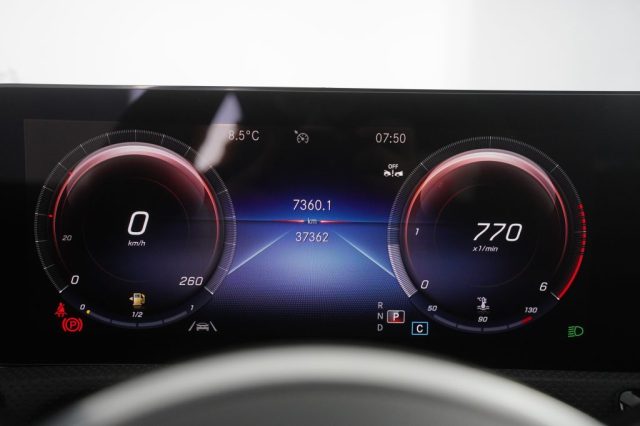 MERCEDES-BENZ A 180 usata 5