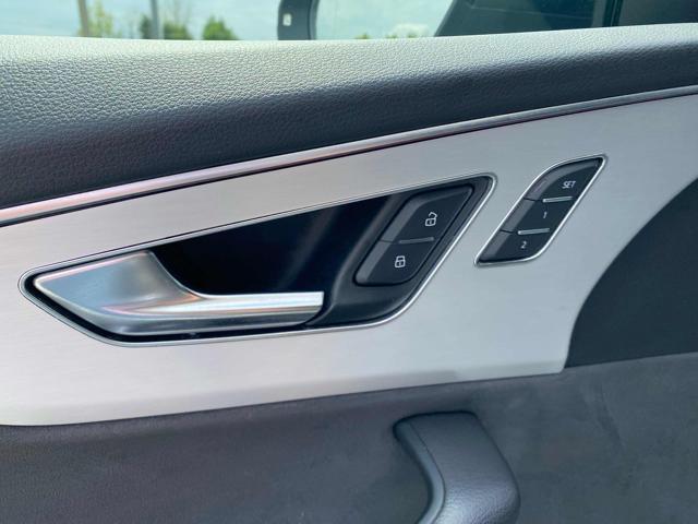 AUDI Q8 usata, con Sedili riscaldati