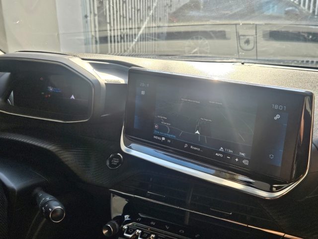 PEUGEOT 2008 usata, con Controllo vocale