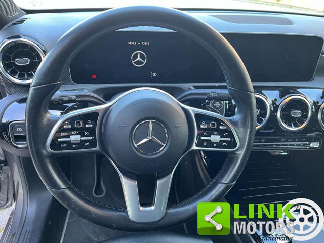 MERCEDES-BENZ A 180 usata, con Touch screen