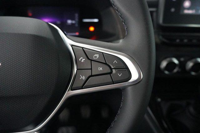 RENAULT Kangoo usata, con USB