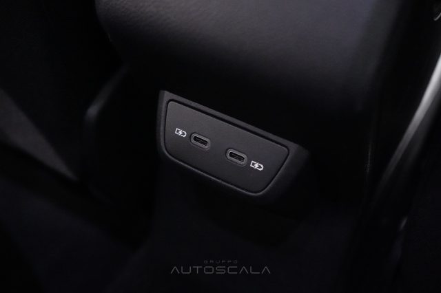 VOLKSWAGEN Taigo usata, con Frenata d