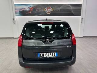 PEUGEOT 5008 usata, con Boardcomputer