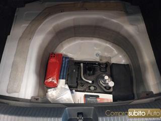 VOLKSWAGEN Taigo usata 33