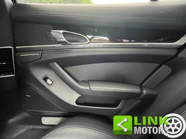 PORSCHE Panamera usata, con Leve al volante