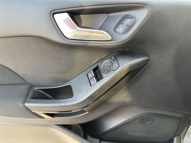 FORD Fiesta usata, con Chiusura centralizzata