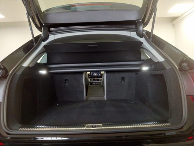 AUDI A4 usata, con Fari LED