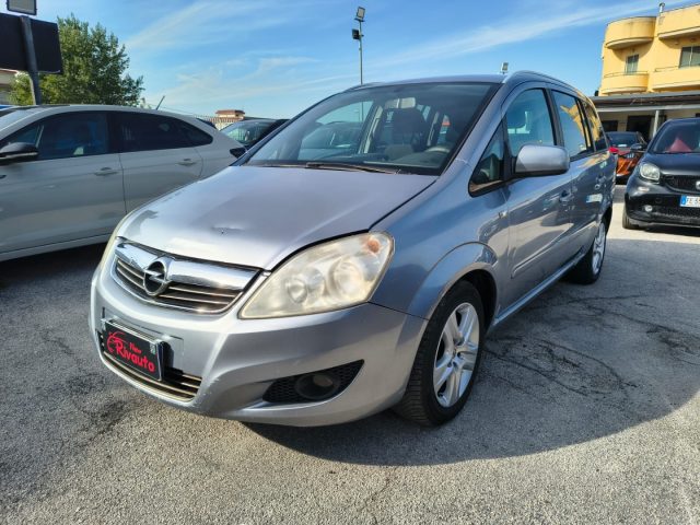 OPEL Zafira usata, con Airbag laterali